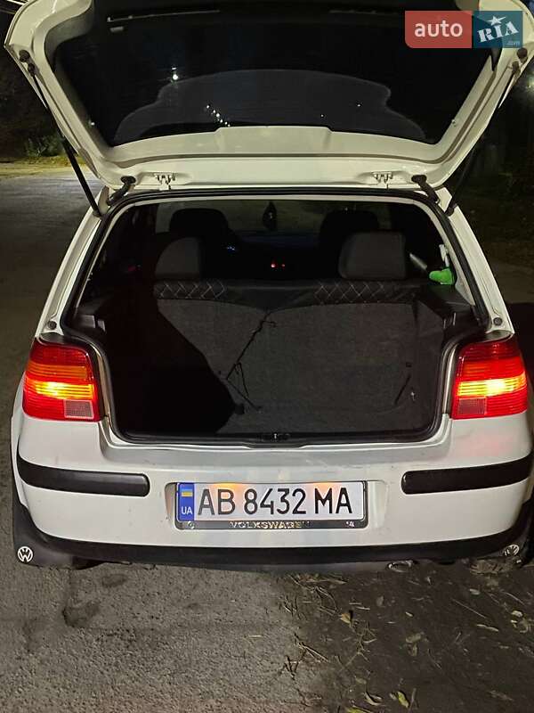 Хэтчбек Volkswagen Golf 1998 в Виннице