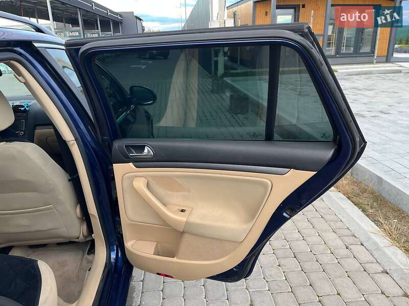 Універсал Volkswagen Golf 2008 в Львові