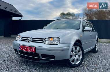 Универсал Volkswagen Golf 2004 в Красилове