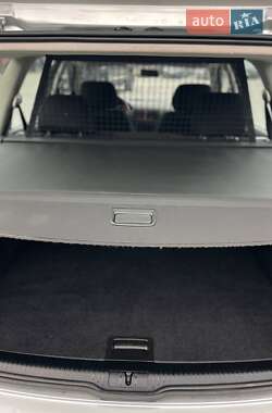 Универсал Volkswagen Golf 2004 в  фото 43 Универсал Volkswagen Golf 2004 в