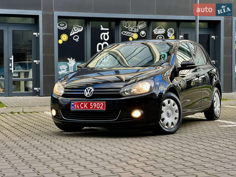 Хетчбек Volkswagen Golf 2009 в Івано-Франківську