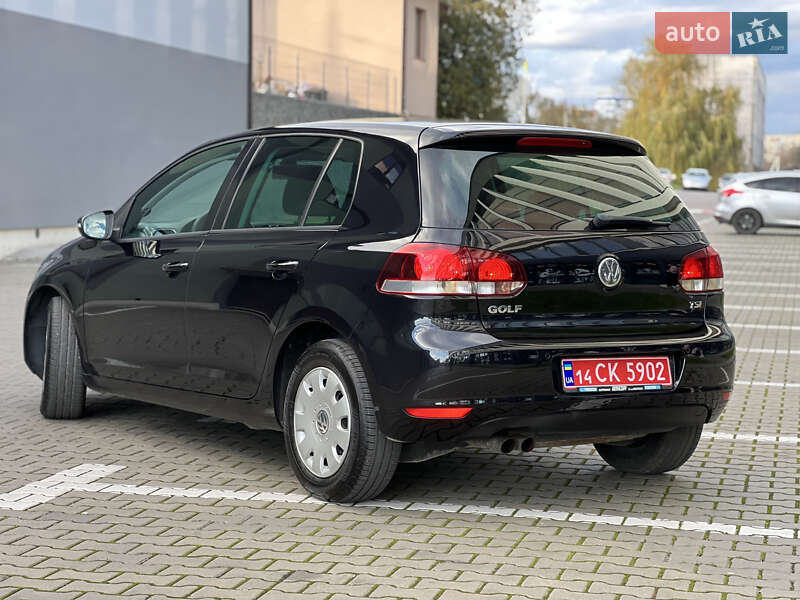 Хетчбек Volkswagen Golf 2009 в Івано-Франківську