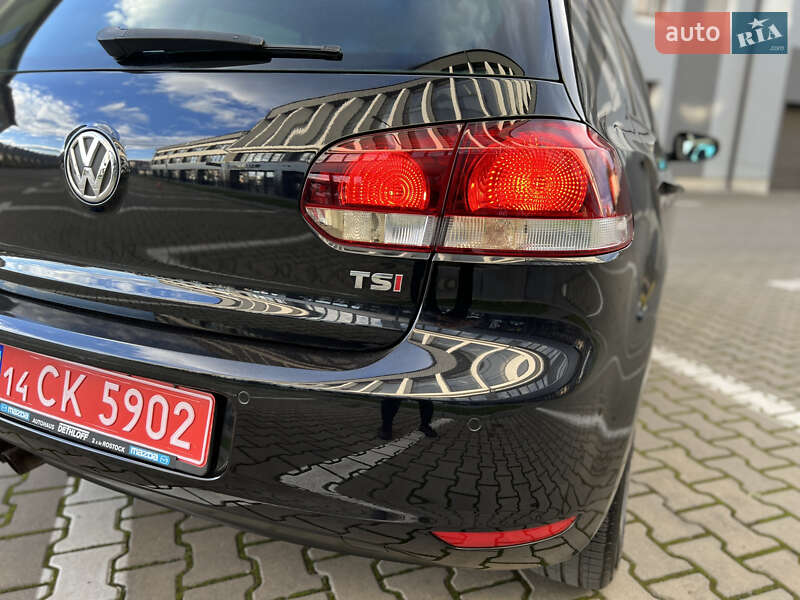 Хетчбек Volkswagen Golf 2009 в Івано-Франківську