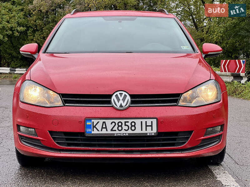 Універсал Volkswagen Golf 2015 в Львові