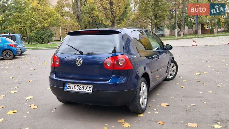 Хетчбек Volkswagen Golf 2006 в Одесі