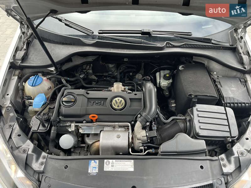 Універсал Volkswagen Golf 2010 в Луцьку