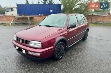 Хэтчбек Volkswagen Golf 1997 в Виннице Хэтчбек Volkswagen Golf 1997 в Виннице