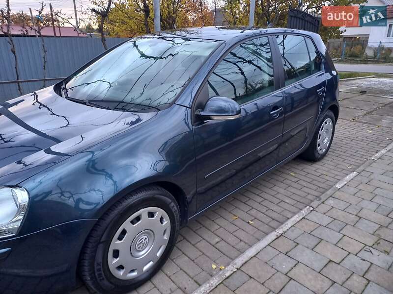 Хэтчбек Volkswagen Golf 2007 в Мукачево