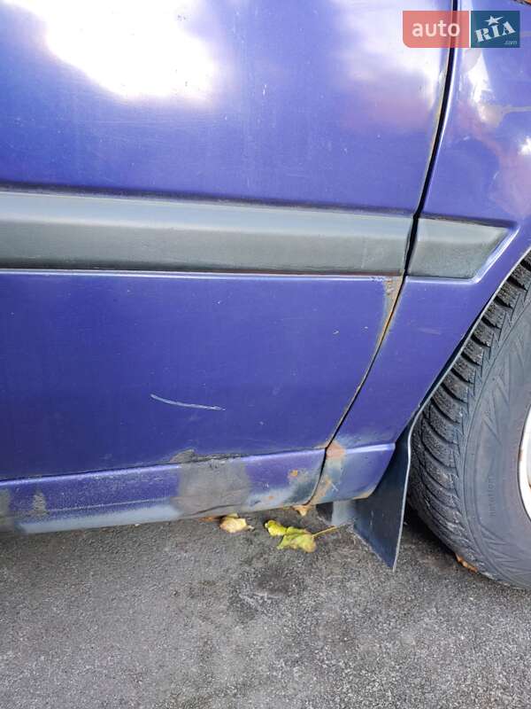 Хэтчбек Volkswagen Golf 1995 в Киеве