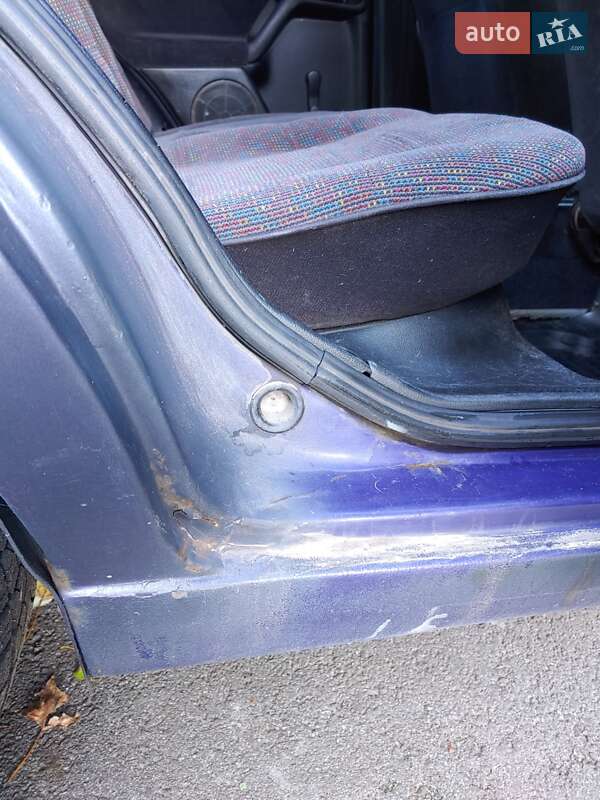 Хэтчбек Volkswagen Golf 1995 в Киеве