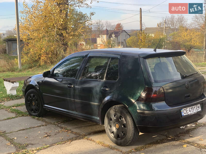 Хетчбек Volkswagen Golf 1999 в Чернівцях