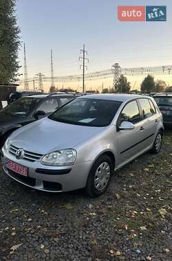 Хэтчбек Volkswagen Golf 2006 в Луцке