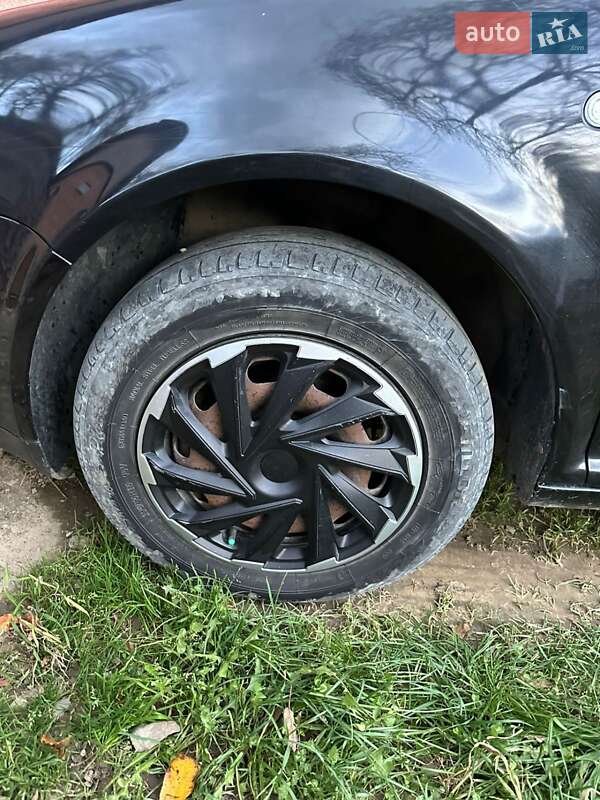 Универсал Volkswagen Golf 2000 в Ивано-Франковске