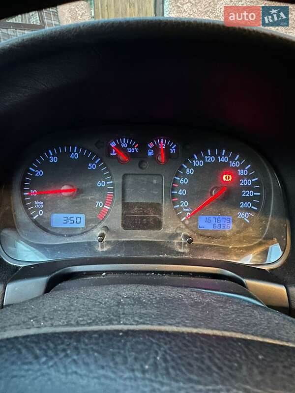 Универсал Volkswagen Golf 2000 в Ивано-Франковске