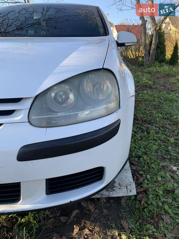 Хэтчбек Volkswagen Golf 2004 в Самборе фото 12 Хэтчбек Volkswagen Golf 2004 в Самборе