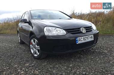 Хэтчбек Volkswagen Golf 2006 в Луцке