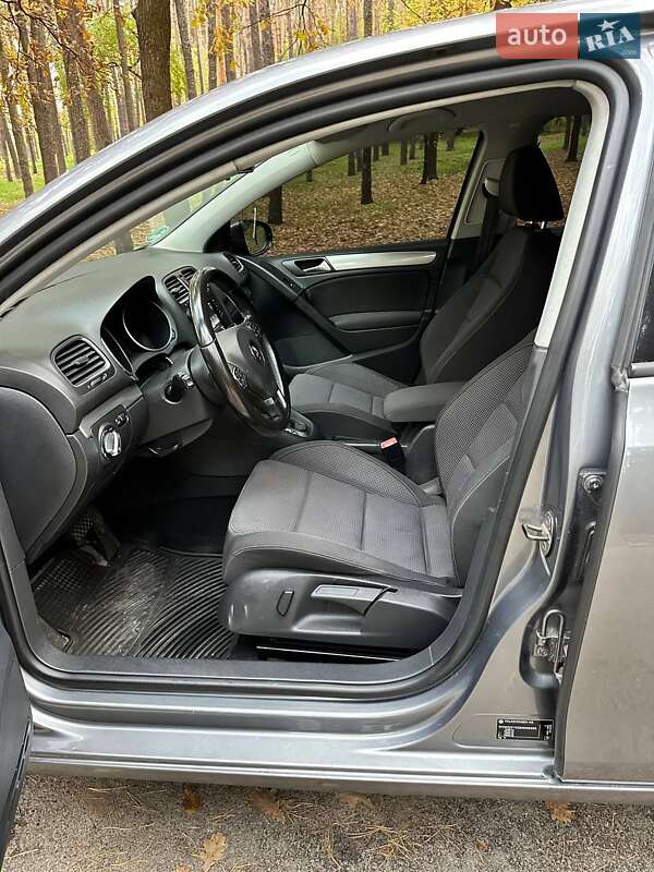 Хэтчбек Volkswagen Golf 2010 в Киеве фото 7 Хэтчбек Volkswagen Golf 2010 в Киеве