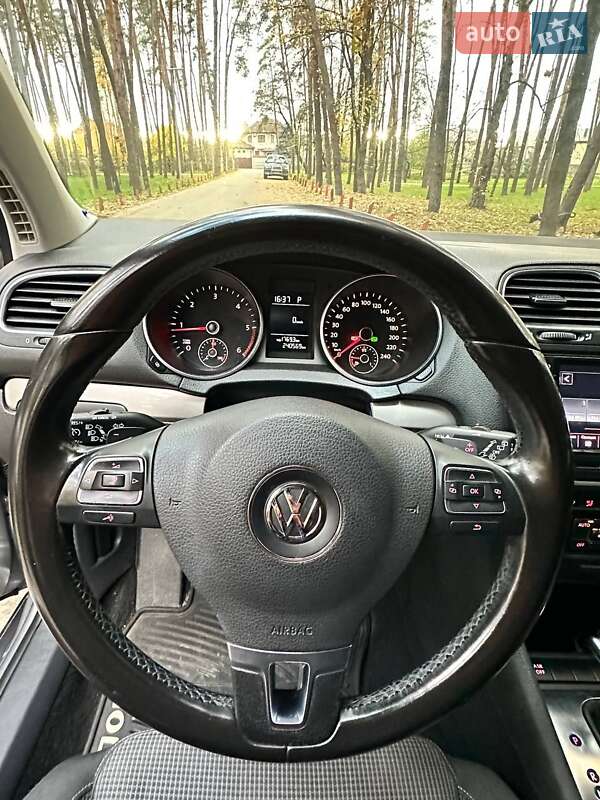 Хэтчбек Volkswagen Golf 2010 в Киеве фото 13 Хэтчбек Volkswagen Golf 2010 в Киеве