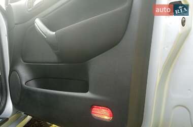 Хэтчбек Volkswagen Golf 2002 в  фото 64 Хэтчбек Volkswagen Golf 2002 в