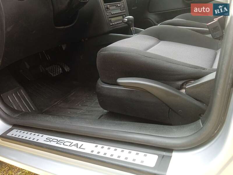 Хетчбек Volkswagen Golf 2002 в Хмельницькому фото 67 Хетчбек Volkswagen Golf 2002 в Хмельницькому