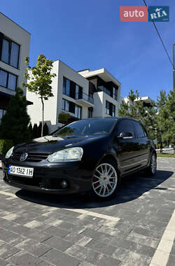 Хетчбек Volkswagen Golf 2006 в Ужгороді