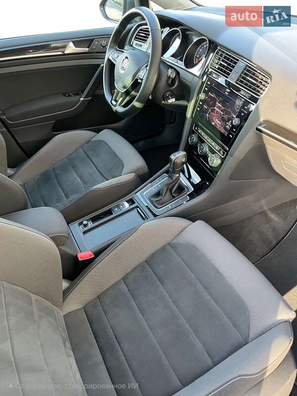 Универсал Volkswagen Golf 2019 в Кропивницком фото 54 Универсал Volkswagen Golf 2019 в Кропивницком