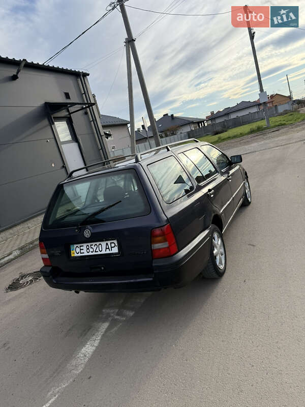 Універсал Volkswagen Golf 1995 в Чернівцях
