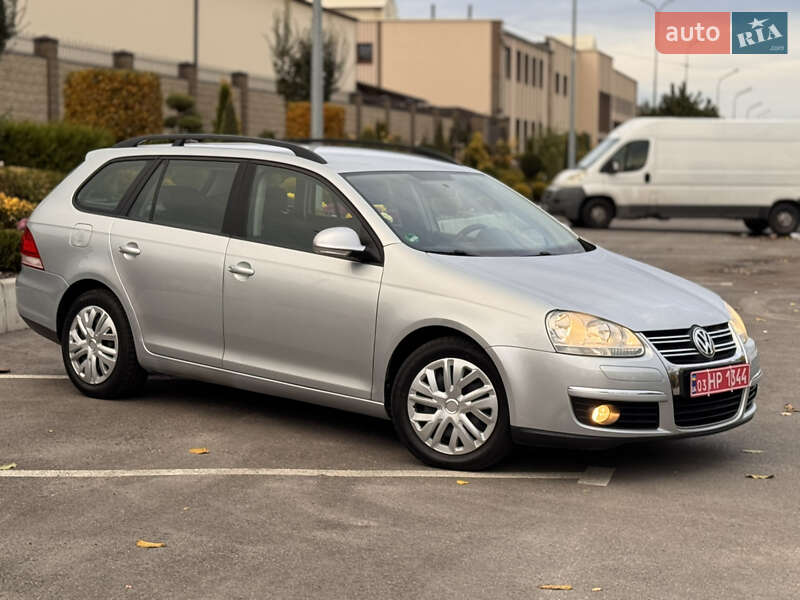 Универсал Volkswagen Golf 2008 в Запорожье