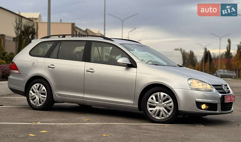 Универсал Volkswagen Golf 2008 в Запорожье