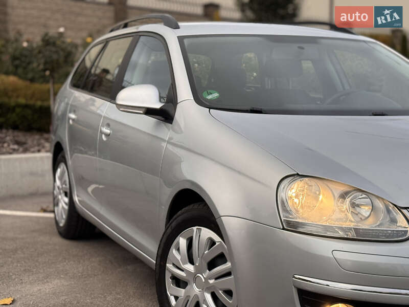 Универсал Volkswagen Golf 2008 в Запорожье