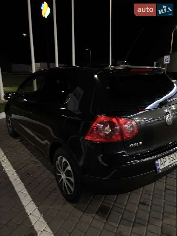 Хетчбек Volkswagen Golf 2007 в Холодній Балці