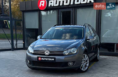 Универсал Volkswagen Golf 2010 в Черновцах