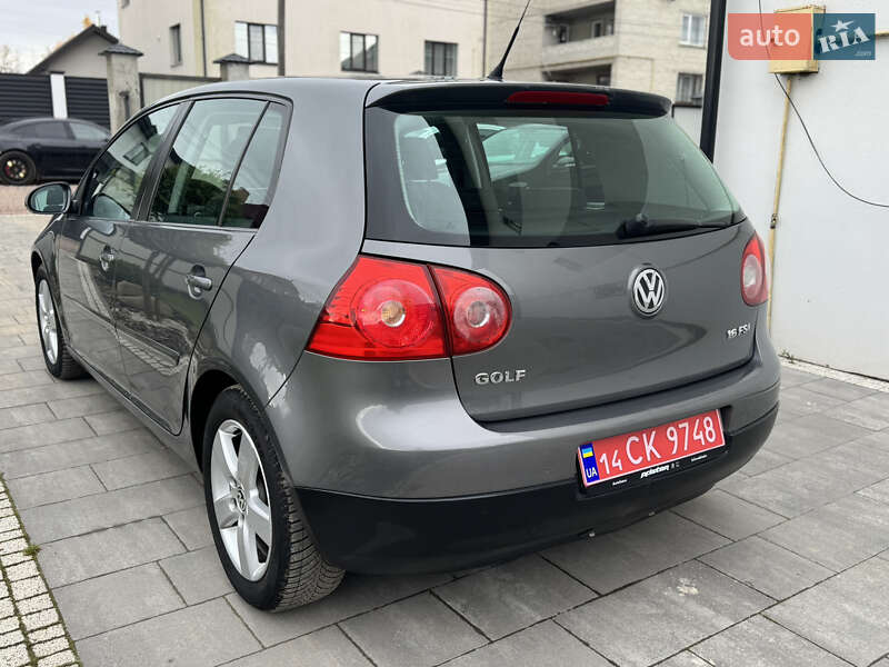 Хэтчбек Volkswagen Golf 2007 в Львове