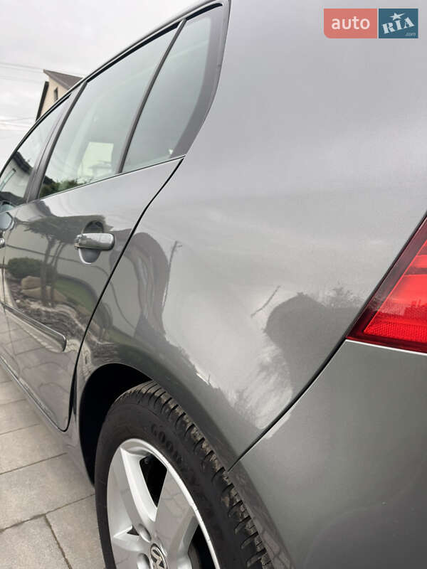 Хэтчбек Volkswagen Golf 2007 в Львове