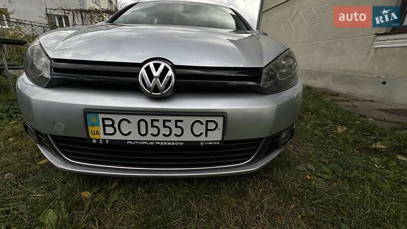 Хетчбек Volkswagen Golf 2011 в Дрогобичі