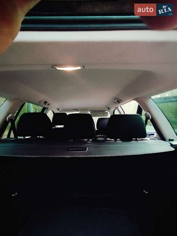 Універсал Volkswagen Golf 2005 в Сарнах