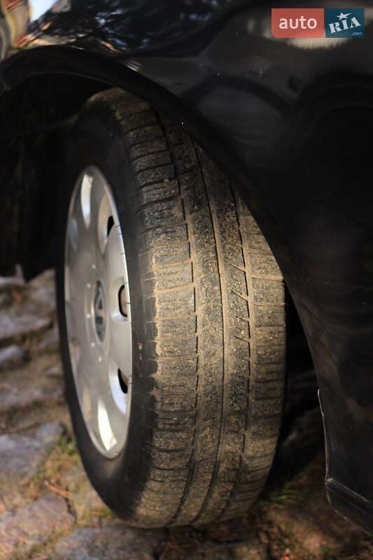 Хетчбек Volkswagen Golf 2006 в Тульчині