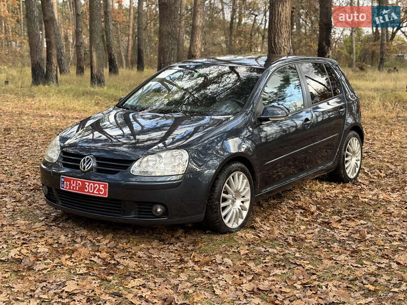 Хэтчбек Volkswagen Golf 2007 в Сумах