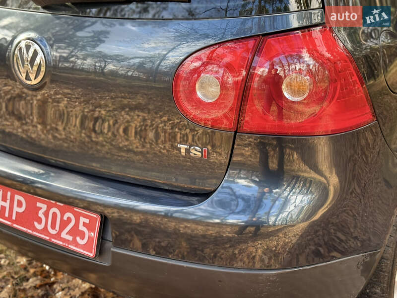 Хэтчбек Volkswagen Golf 2007 в Сумах