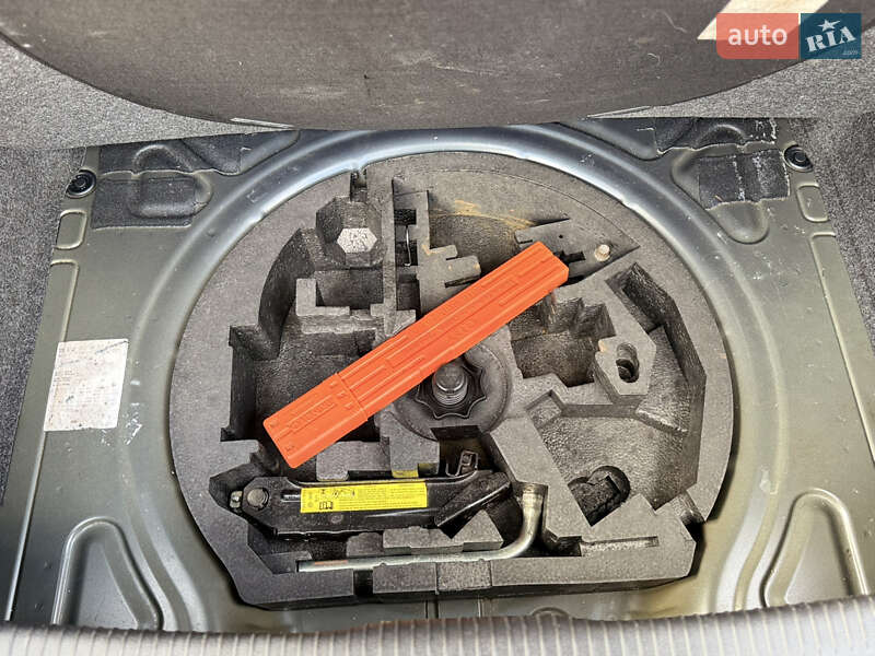 Хэтчбек Volkswagen Golf 2007 в Сумах