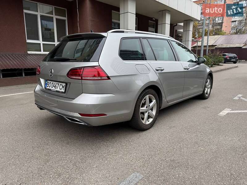 Универсал Volkswagen Golf 2017 в Киеве фото 3 Универсал Volkswagen Golf 2017 в Киеве