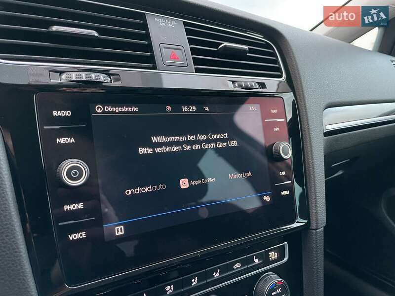 Универсал Volkswagen Golf 2017 в Киеве фото 19 Универсал Volkswagen Golf 2017 в Киеве