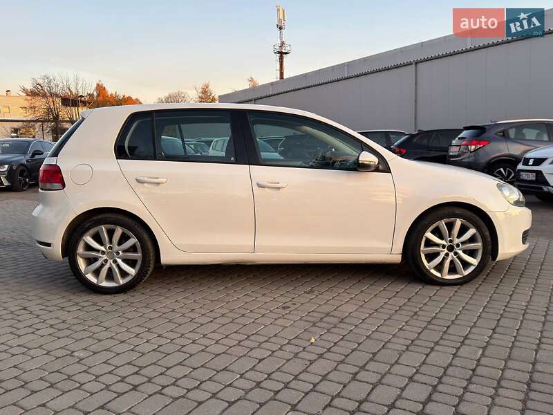Хетчбек Volkswagen Golf 2012 в Львові