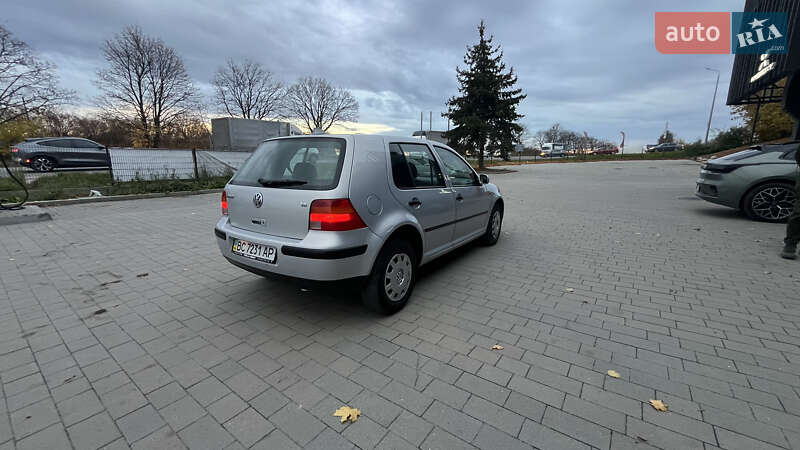 Хэтчбек Volkswagen Golf 1998 в Львове