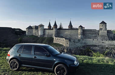 Хэтчбек Volkswagen Golf 2003 в Каменец-Подольском