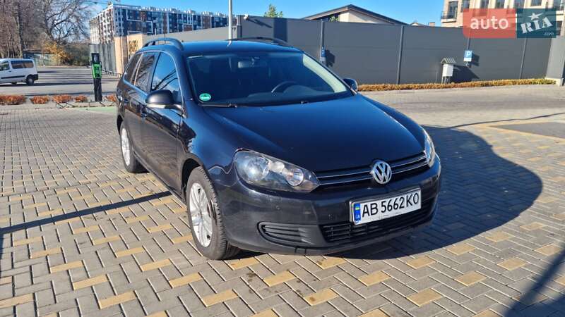 Универсал Volkswagen Golf 2010 в Виннице