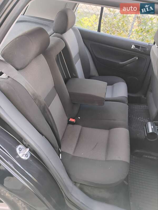 Хетчбек Volkswagen Golf 2000 в Стрию фото 12 Хетчбек Volkswagen Golf 2000 в Стрию