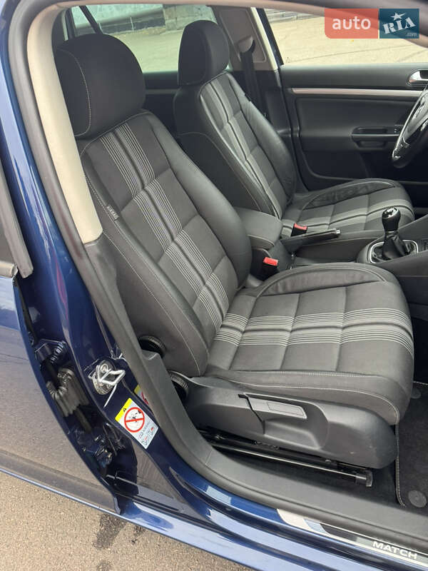 Универсал Volkswagen Golf 2012 в Ровно фото 46 Универсал Volkswagen Golf 2012 в Ровно