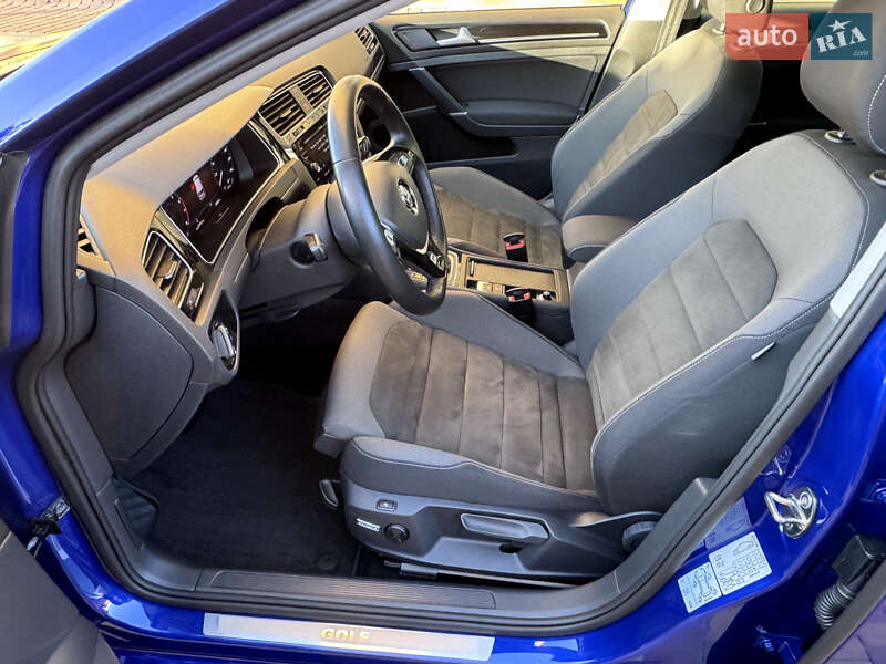Хэтчбек Volkswagen Golf 2019 в Киеве фото 11 Хэтчбек Volkswagen Golf 2019 в Киеве