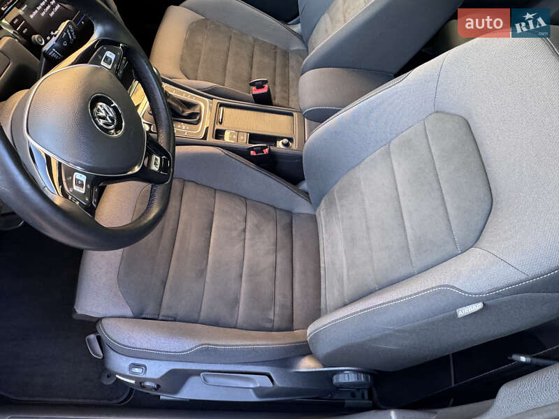 Хэтчбек Volkswagen Golf 2019 в Киеве фото 13 Хэтчбек Volkswagen Golf 2019 в Киеве